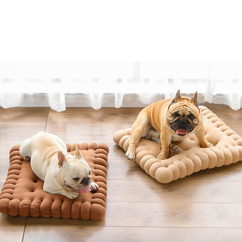 ComfortCuddle Quilted Biscuit Dog Bed - Soft and cozy dog bed for large dogs